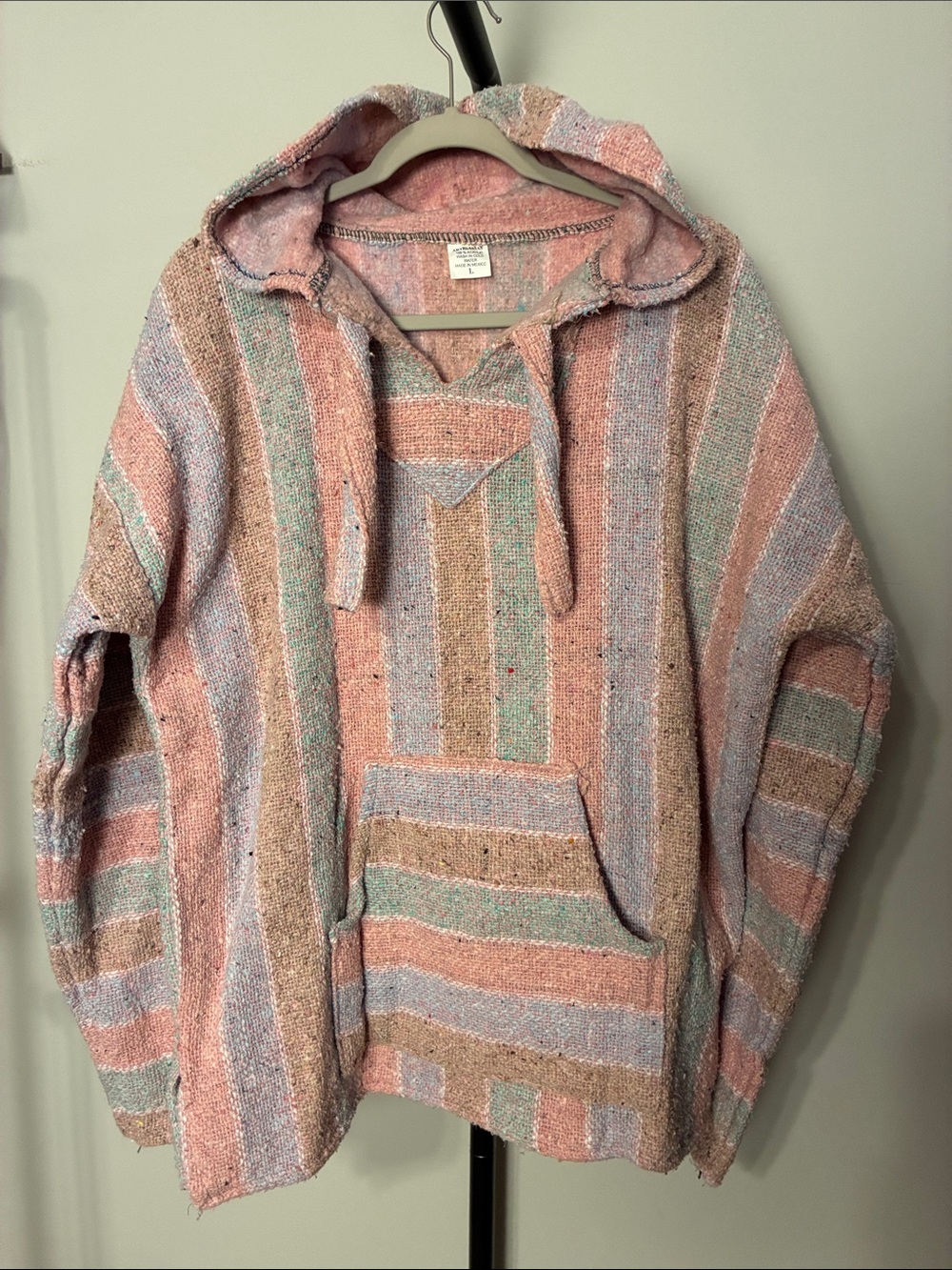 Artesanias Mexican Baja pink pastel striped hoodie large